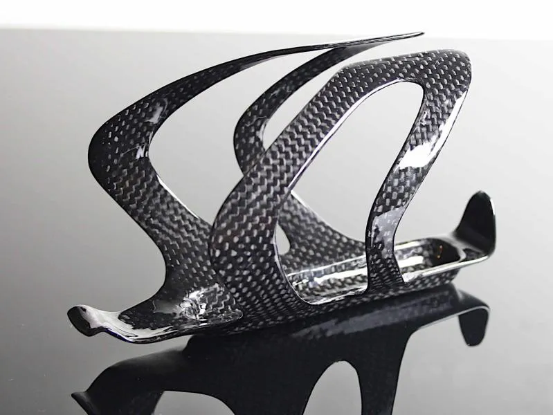 Carbon Flaschenhalter - Trinkflaschenhalter FC281 33g. Carbon Flaschenhalter - Trinkflaschenhalter FC281 33g.