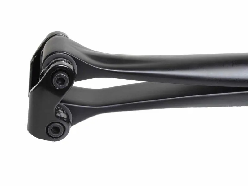 Feathery Carbon Seatpost - X7 in 27,2/ 30,8/ 31,6 x 330 mm. Feathery Carbon Seatpost - X7 in 27,2/ 30,8/ 31,6 x 330 mm.