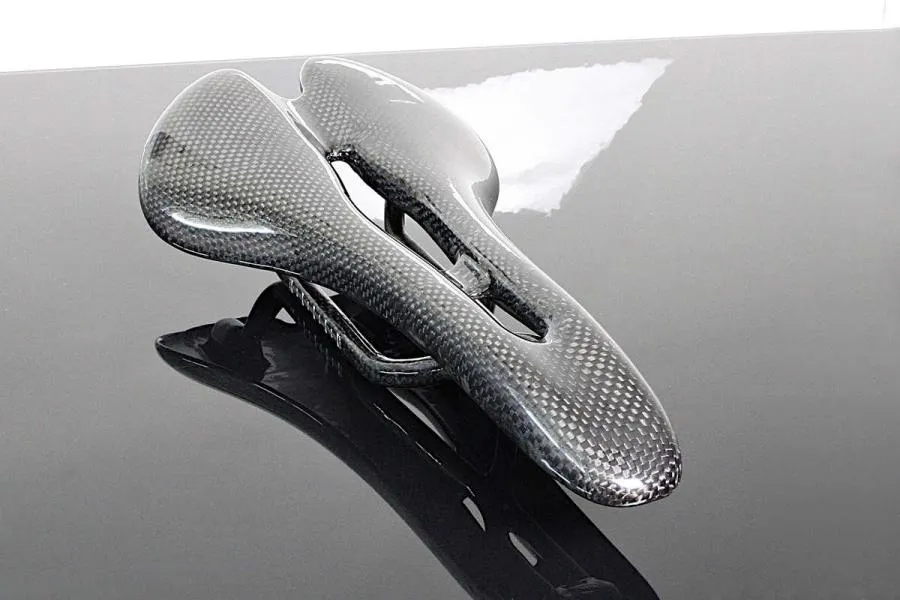 Bicycle Carbon Saddle Fireblade - 3K Carbonfiber. Bicycle Carbon Saddle Fireblade - 3K Carbonfiber.