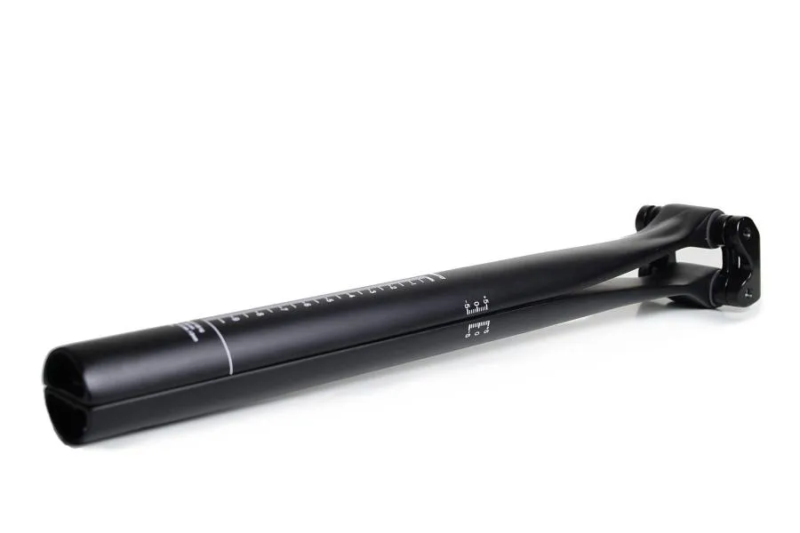 Feathery Carbon Seatpost - X7 in 27,2/ 30,8/ 31,6 x 330 mm. Feathery Carbon Seatpost - X7 in 27,2/ 30,8/ 31,6 x 330 mm.