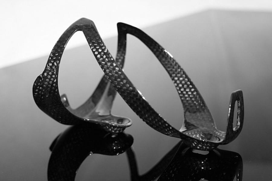 feathery-carbon-bottle-cage-water-bottle-cage-fc231-22g