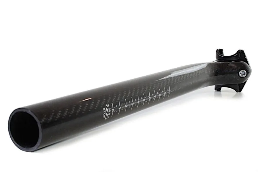 Feathery Carbon X6 - Sattelstütze in 27,2/ 30,8/ 31,6 mm x 350 mm. Feathery Carbon X6 - Sattelstütze in 27,2/ 30,8/ 31,6 mm x 350 mm.