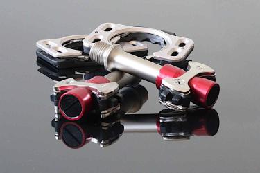 Titan Fuß Pedal Cleats - Triathlon, Rennrad Pedale rot 110g.